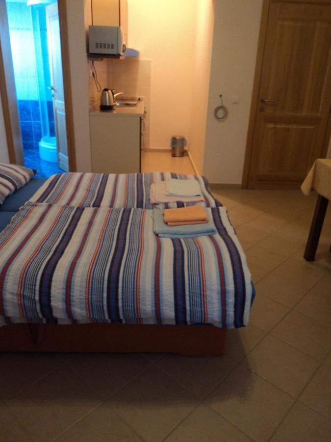 Apartments Delfini Sveti Filip i Jakov Bagian luar foto